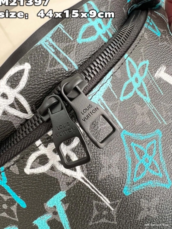 Aaa replica ru VUITTON BUMBAG DISCOVERY LOUIS 0801